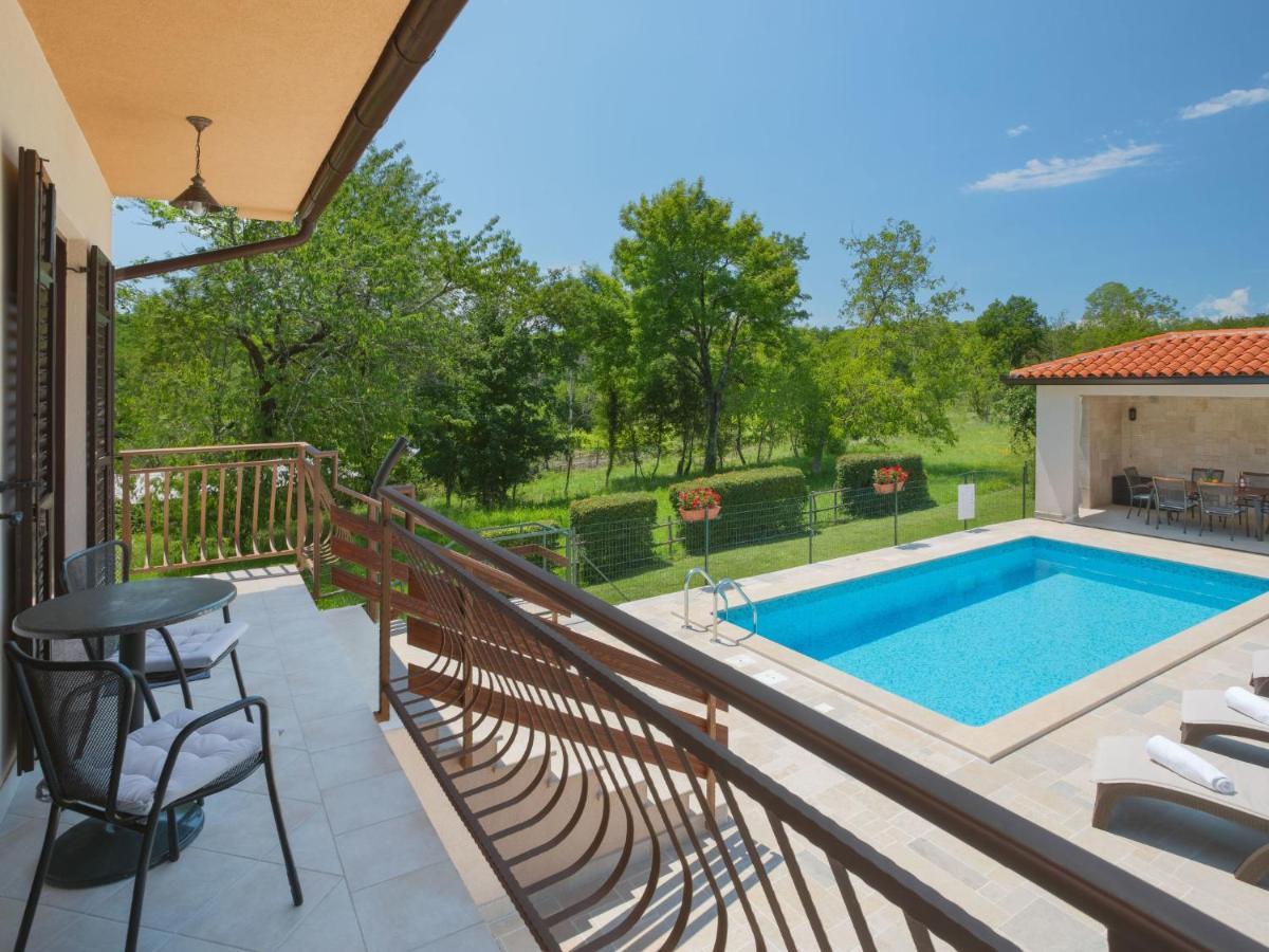 Holiday Home Ana By Interhome Nedescina Exterior photo